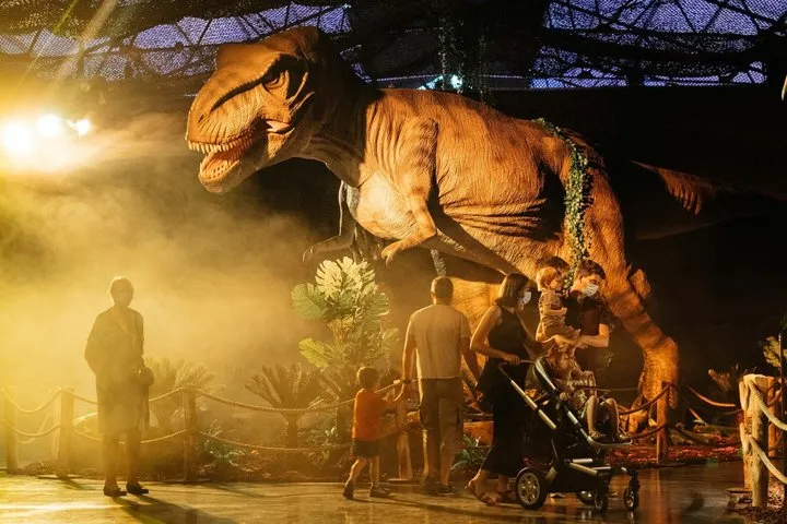 Dinos Alive: Immersive Dinosaur Experience San Diego