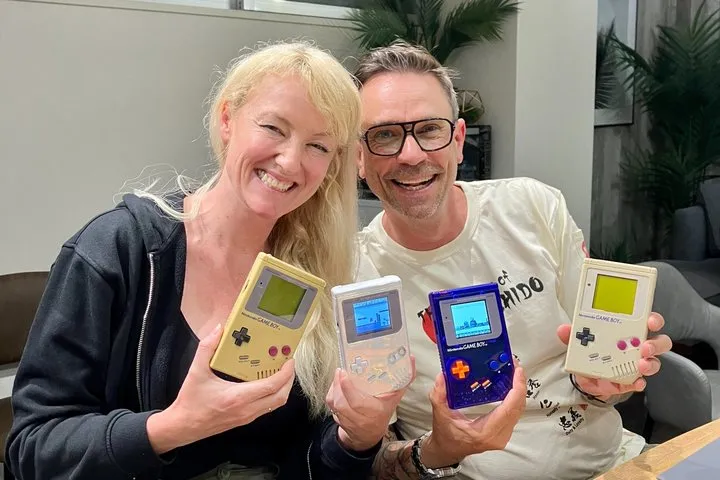 Tokyo: Game Boy Mod Workshop in Akihabara (Original/Advance)