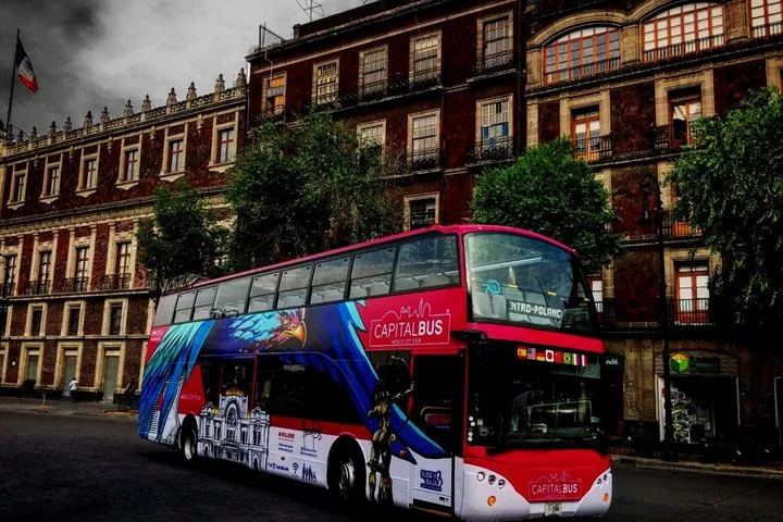 Capital Bus Night with Audio guide in Mexico City
