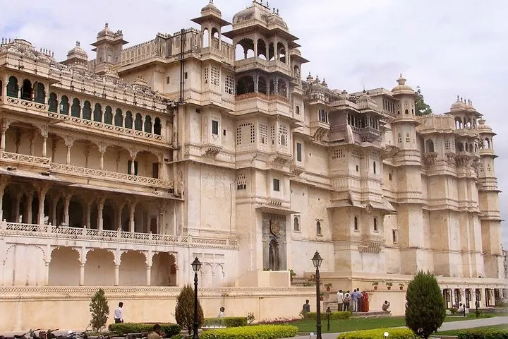 Private Rajasthan Tour with Taj Mahal (7 Nights - 8 days)