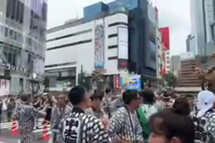 Traditional Japanese Matsuri Private Tour in Shibuya