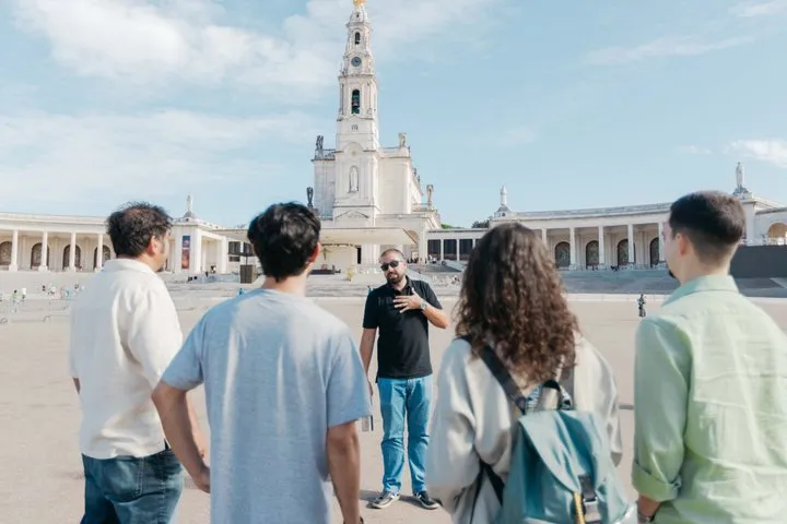 Small-Group Fátima Sanctuary & Shepherds Village Tour from Lisbon
