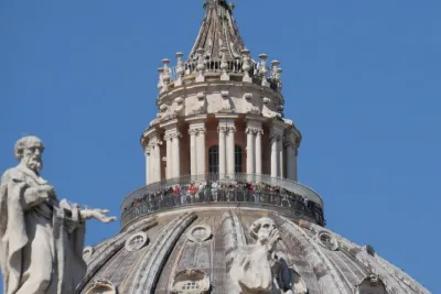 Saint Peter Basilica Hosted Entry with Dome Access