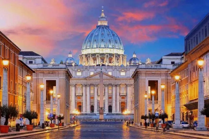 Vatican City Saint Peter Basilica with Multilingual Audio Guide