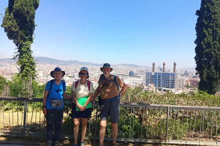 Barcelona: Private Tour of Montjuïc with Cable Car Ride