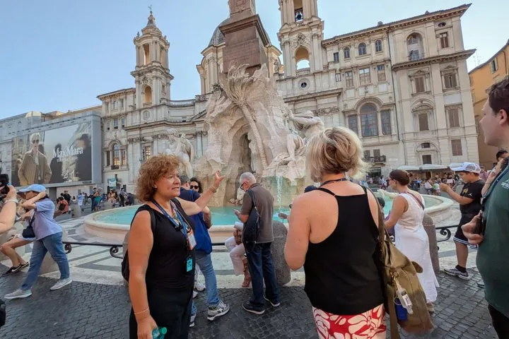 Rome at Sunset Walking Tour: Navona, Pantheon, Trevi & More