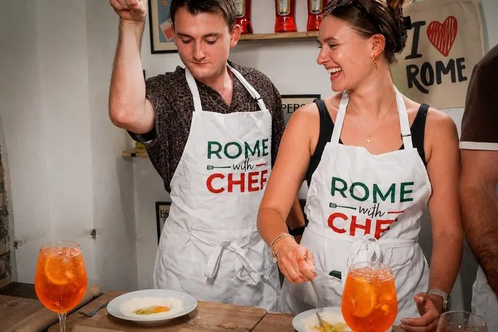 Rome Tipsy Cooking Class: Make Pasta and Mix 3 Spritz Cocktails