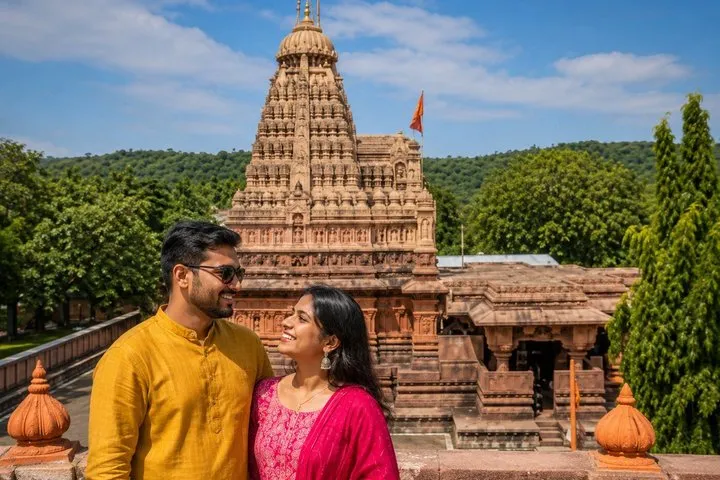3-Day Mumbai to Nashik, Ajanta and Ellora Tour with Car and Guide