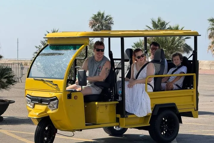 Experience Barcelona with Private Tuk Tuk Tour