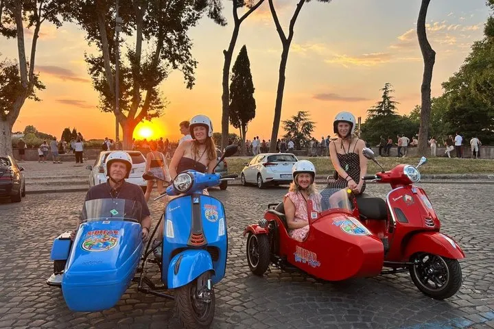 Vintage Vespa Sidecar Tour of Rome with Maritozzo Treat