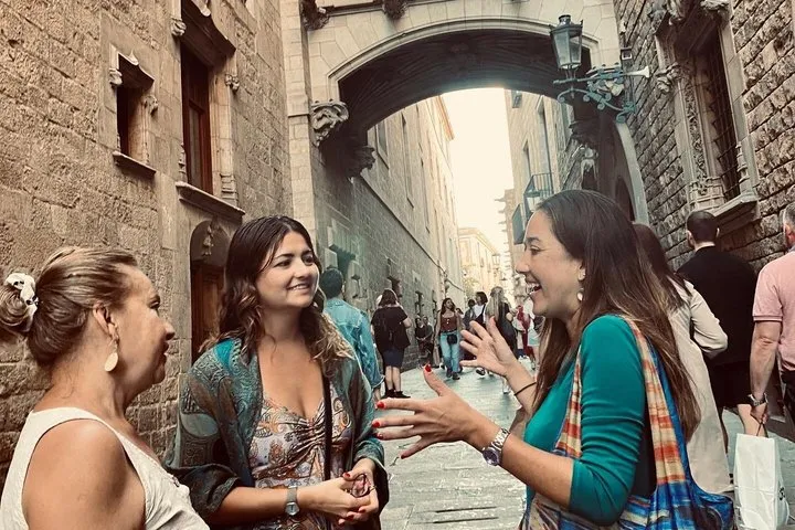 Private Experience: Gothic Quarter secrets & The Art of Sangria.
