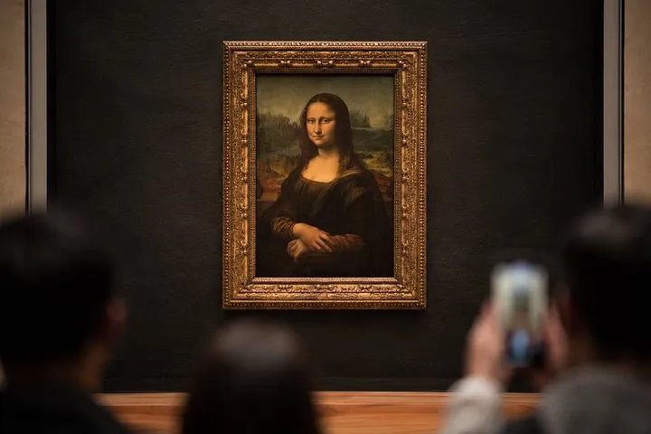 Louvre Semi Private Tour with Optional Crêpe Workshop