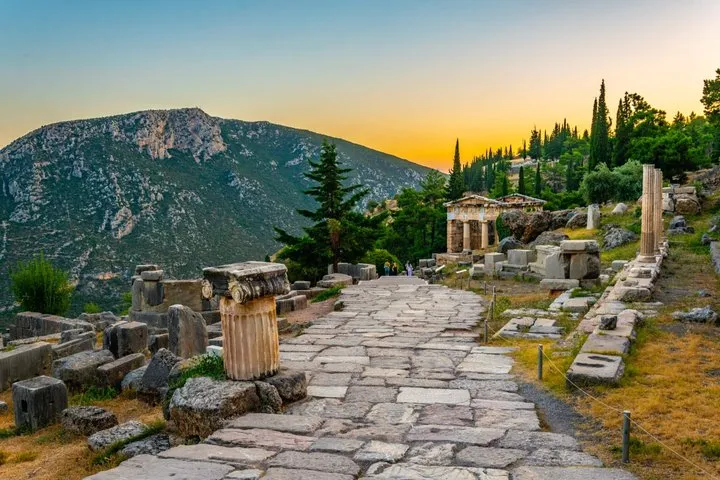 Delphi Two Days Tour from Athens