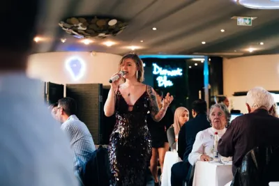 Paris Gourmet Dinner Seine River Cruise with Singer and DJ Set