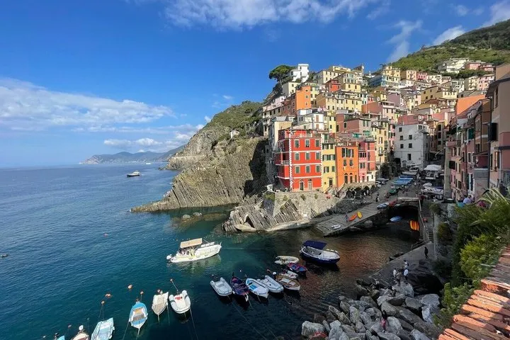 Cinque Terre Day Tour with Optional Pisa from Florence