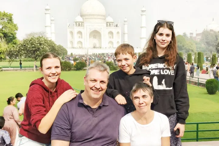 From Delhi : Private Agra Day Tour Including Taj Mahal and Fort