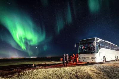 Reykjavik: Aurora Hunt with Expert Meteorological Planning