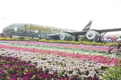Dubai Miracle Garden and Global Village Tickets with Transfers