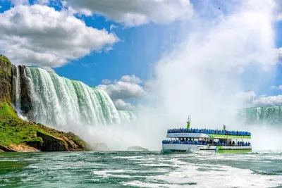 Niagara Falls USA and Canada Tour W/ Boat, Cave & Skylon Tower