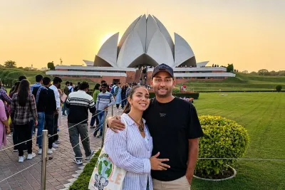 Delhi: Private Luxury Full-Day Tour of Old And New Delhi