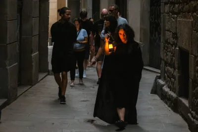 Haunted Barcelona: Ghost Night Walking Tour