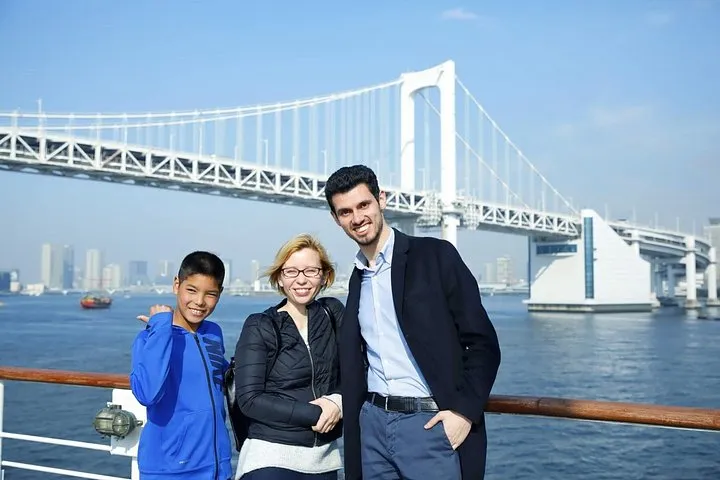 Tokyo Dynamic Full Day Tour: Matcha Making, Bay Cruise & Lunch