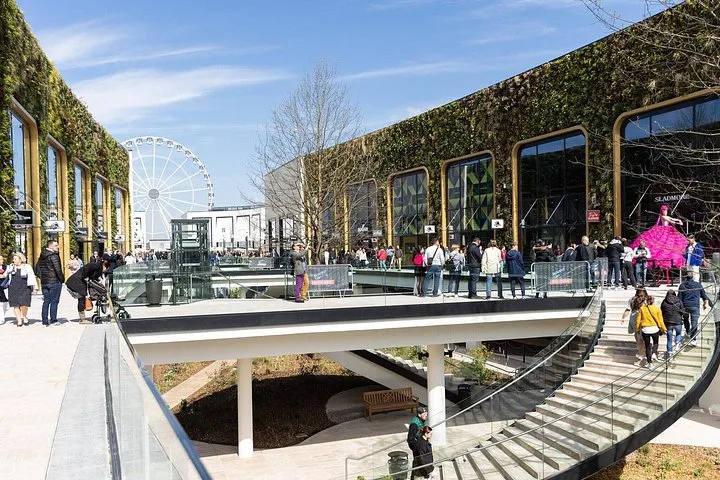 McArthurGlen Paris-Giverny: Outlet Shopping Shuttle Extra 10% Off