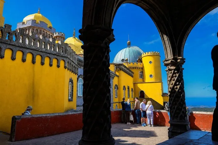 From Lisbon: Sintra, Pena & Winery Tour with Tasting Small-Group