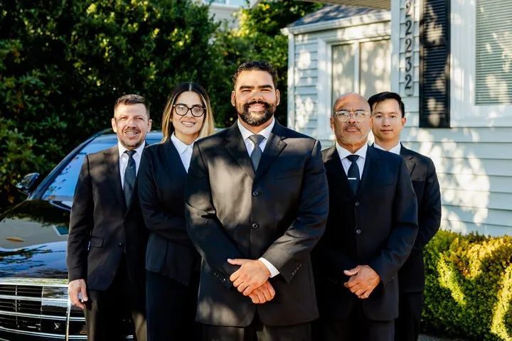 Seattle Airport & Cruise Transfers | SUVs, Vans & Buses