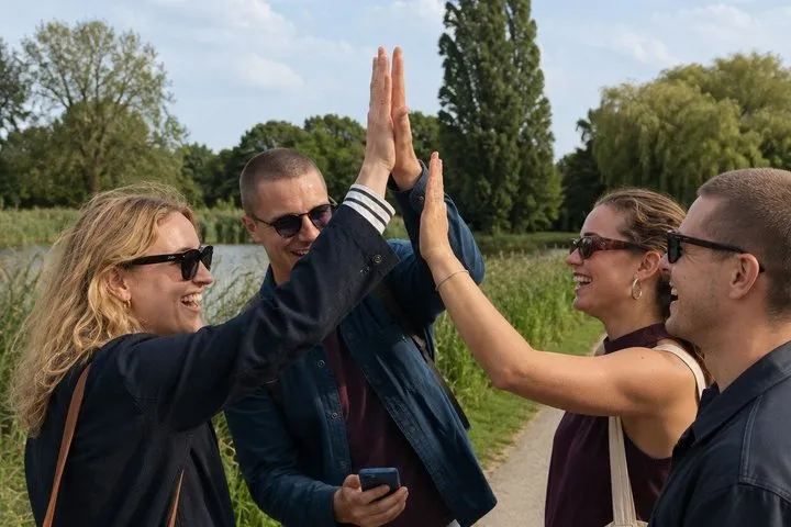 Gardens of West: Self-Guided Scavenger Hunt & Walking Tour