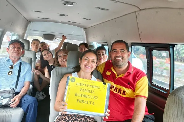 Private Transfer Cancun Airport to the Riviera Maya Roundtrip