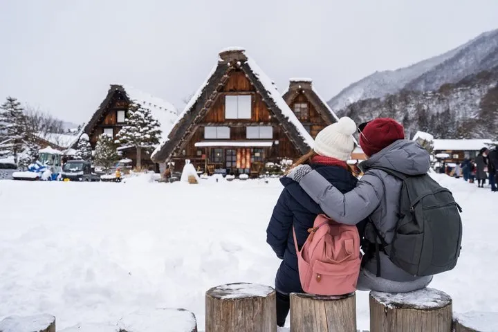Shirakawago & Kanazawa from Tokyo by bullet train