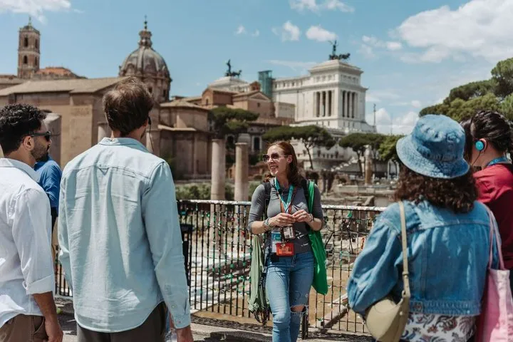 Private Colosseum, Roman Forum & Palatine Hill SUPER Sites Tour
