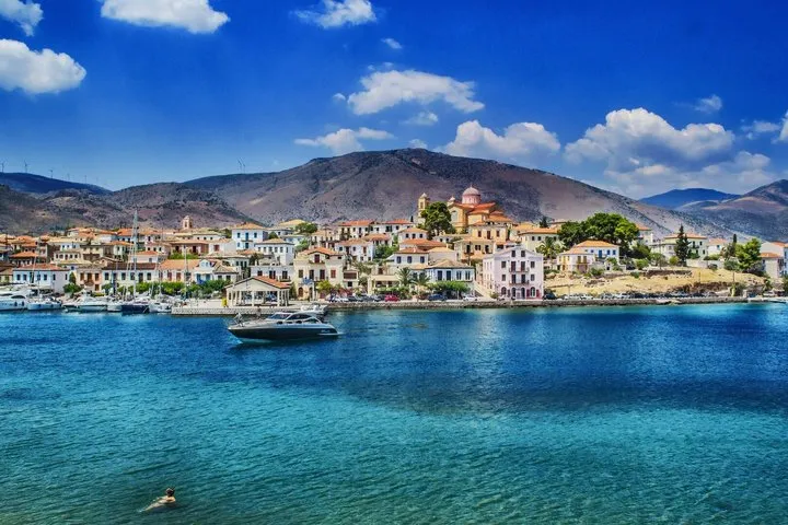 Private Luxury Tour: Delphi & Galaxidi – From Oracle to the Sea
