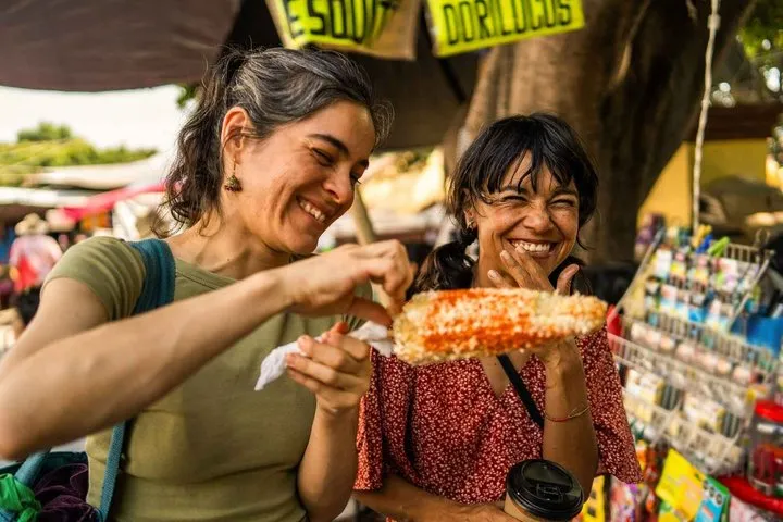 Mexico City Tacos and Mezcal Evening Food Tour in Juárez