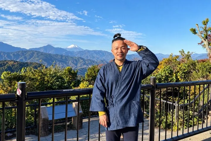 Mt Takao: Optional Onsen by Train from Tokyo with Ex-JR Conductor
